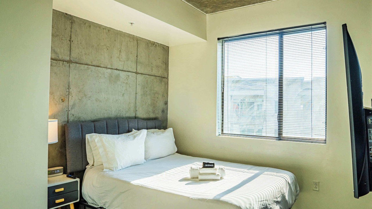 Photo of Bedroom in Evans Churchill