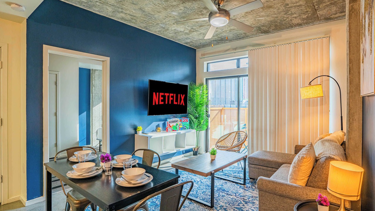 Photo of Livingroom in Evans Churchill