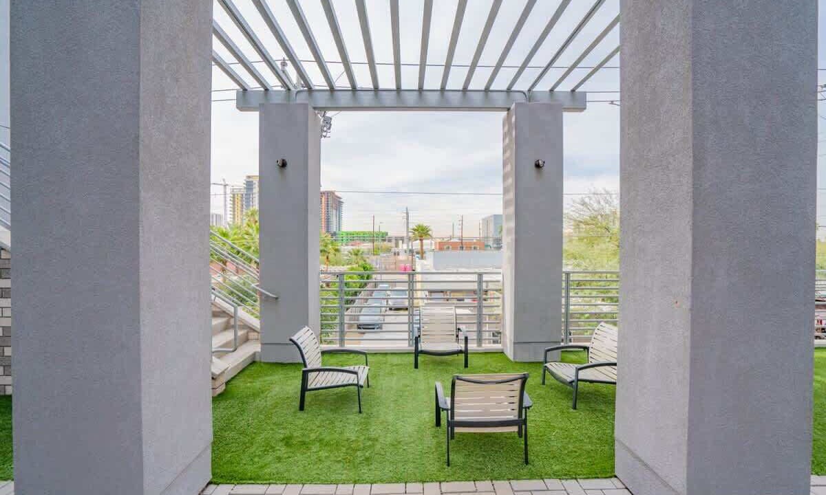 Photo of Patio Balcony in Evans Churchill