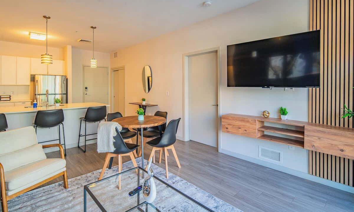 Photo of Livingroom in Evans Churchill