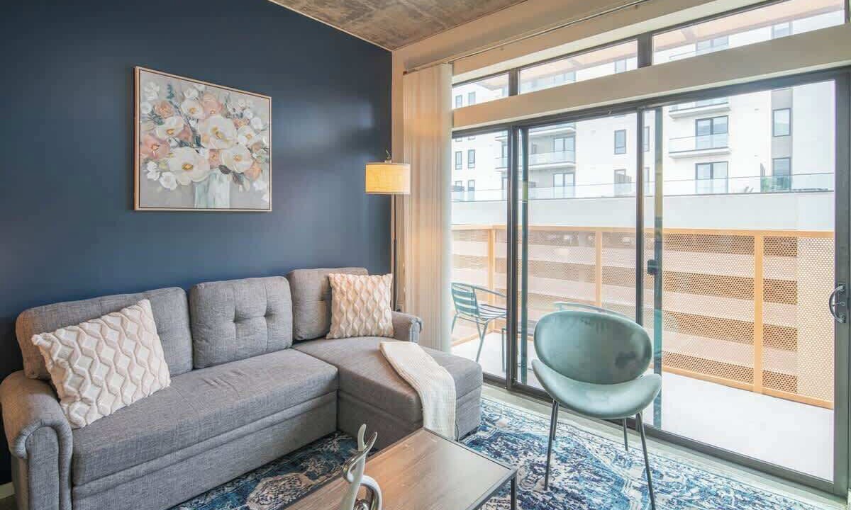 Photo of Livingroom in Evans Churchill