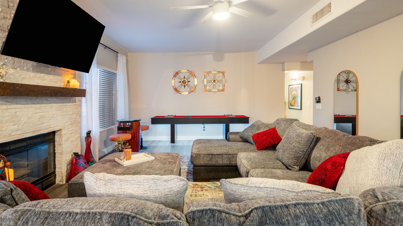 Photo of Bedroom in Garden Lakes