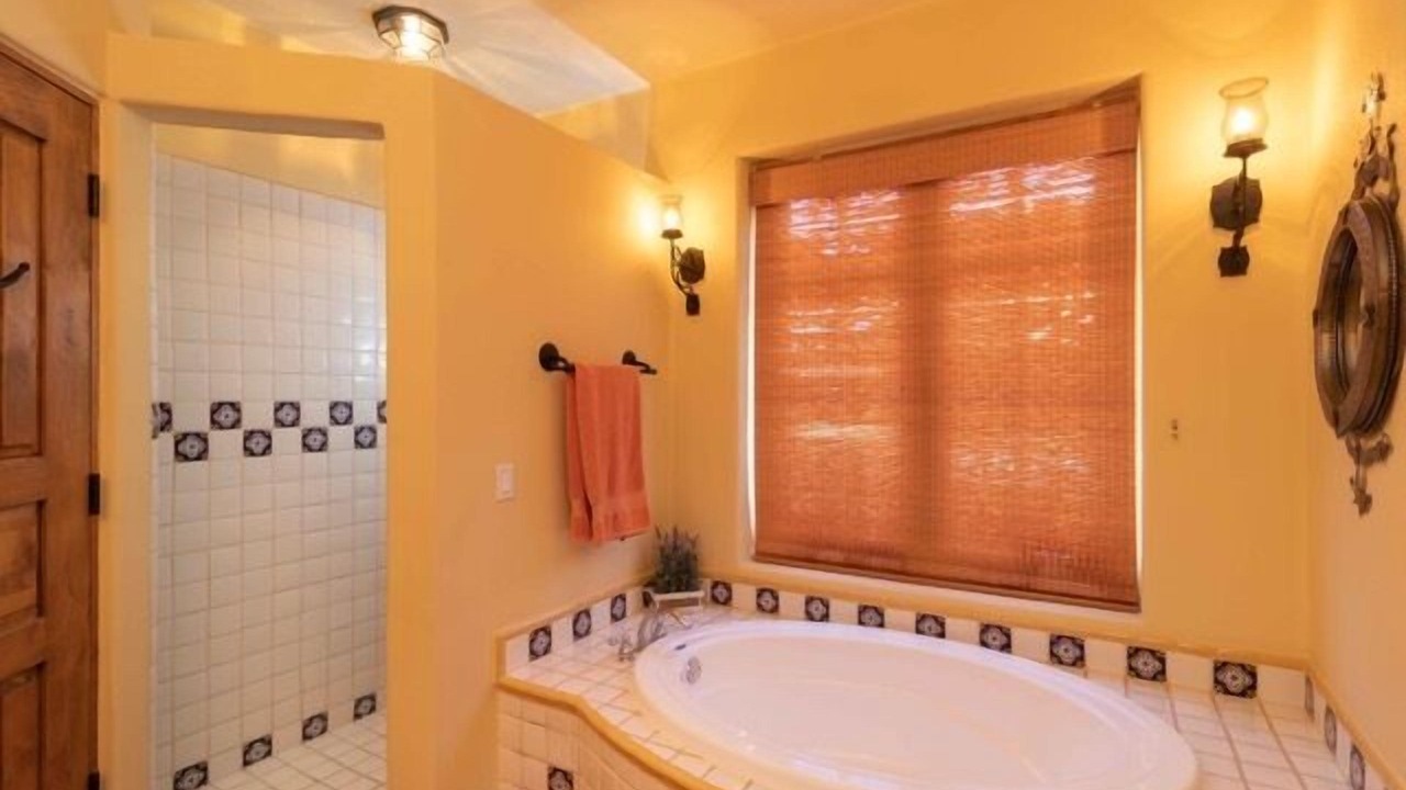 Photo of Bathroom in Nopolo