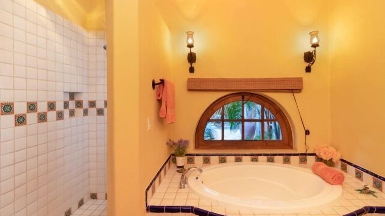 Photo of Bathroom in Nopolo