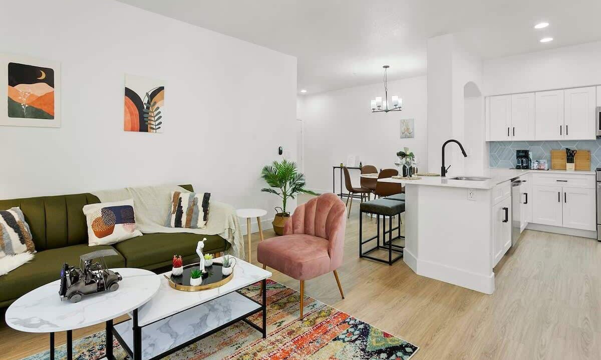 Photo of Livingroom in Glendale Sports and Entertainment District
