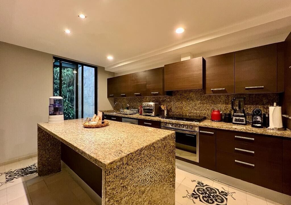 Photo of Kitchen in Hipodromo