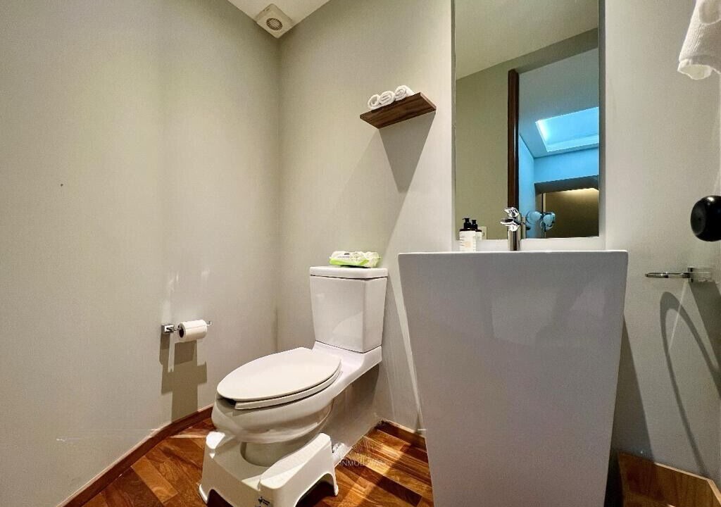 Photo of Bathroom in Hipodromo