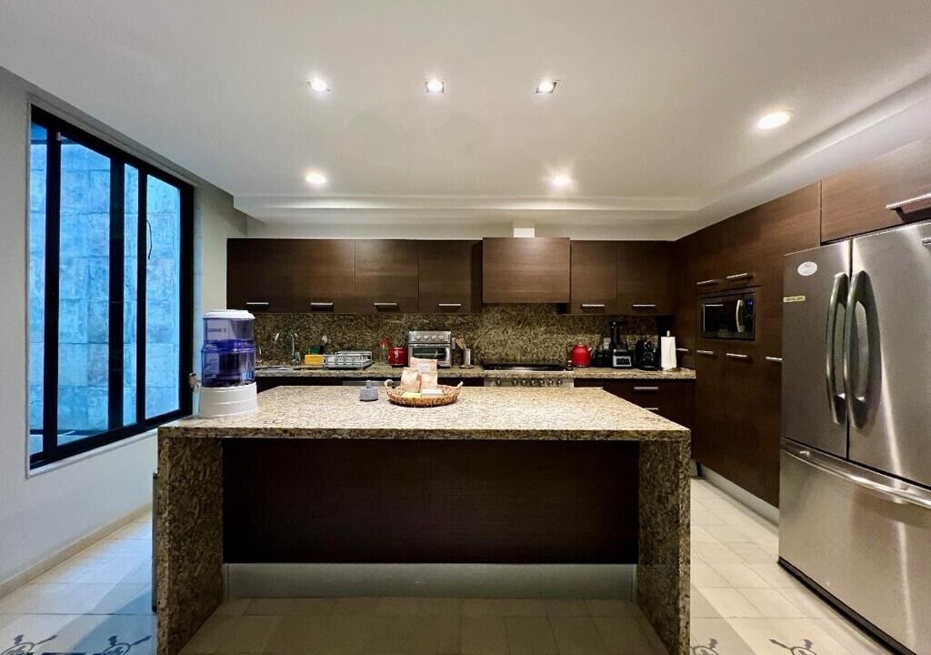 Photo of Kitchen in Hipodromo