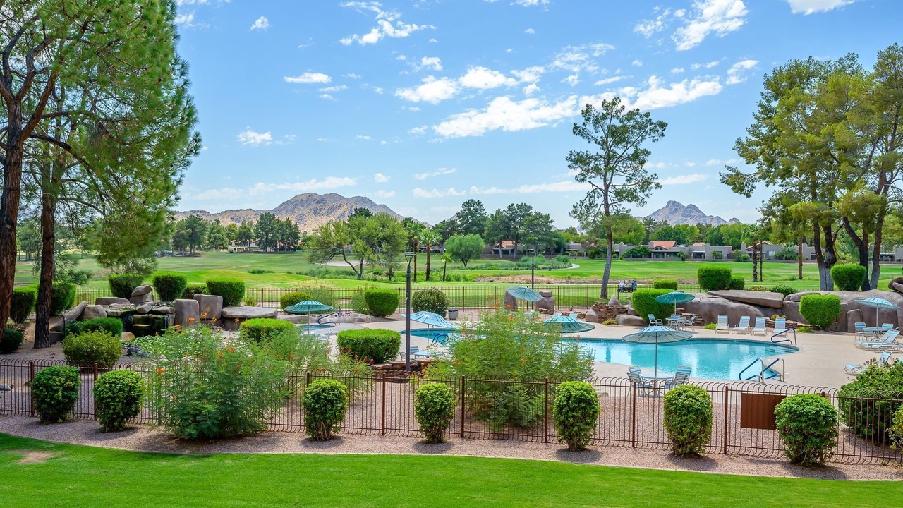 Photo of Outdoor in Paradise Valley Village
