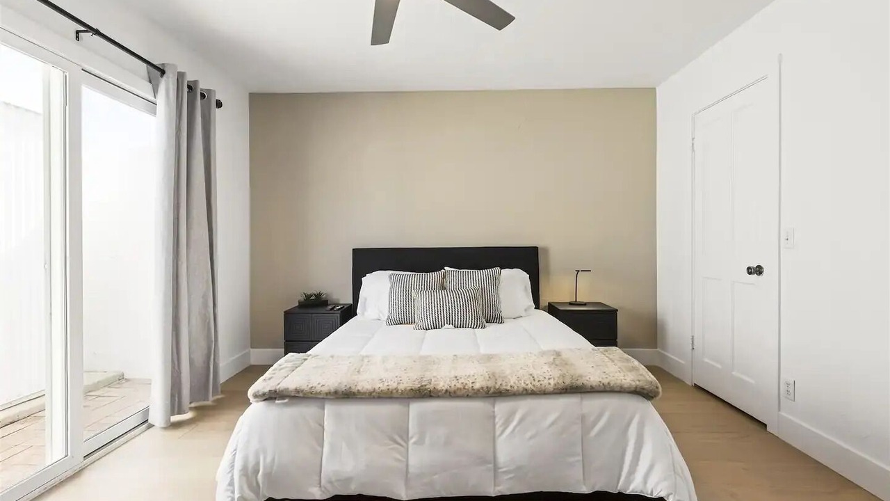 Photo of Bedroom in Shalimar
