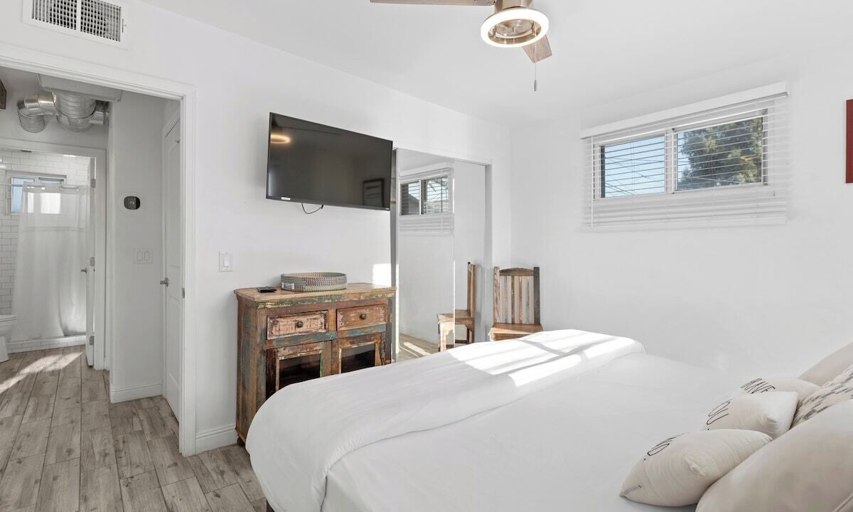 Photo of Bedroom in Evans Churchill