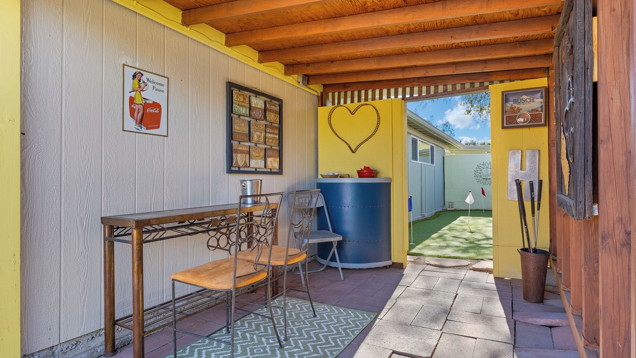 Photo of Outdoor in Peter Howell