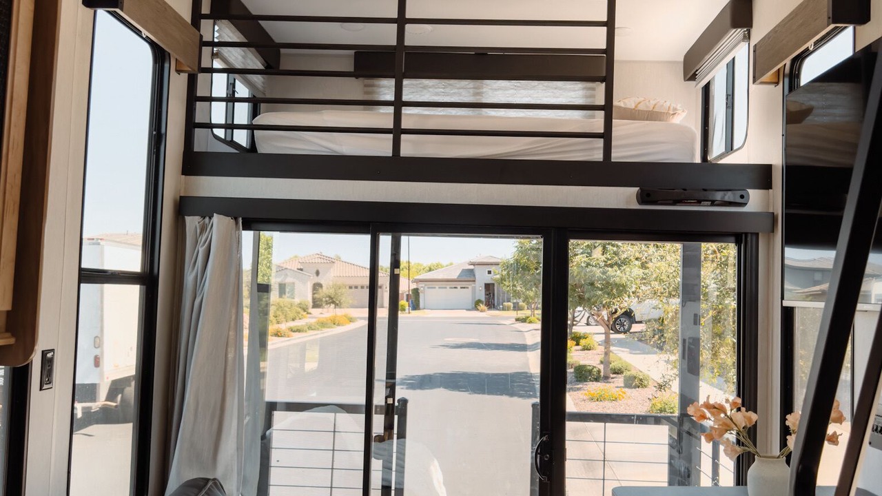 Photo of Livingroom in Sandy Beach