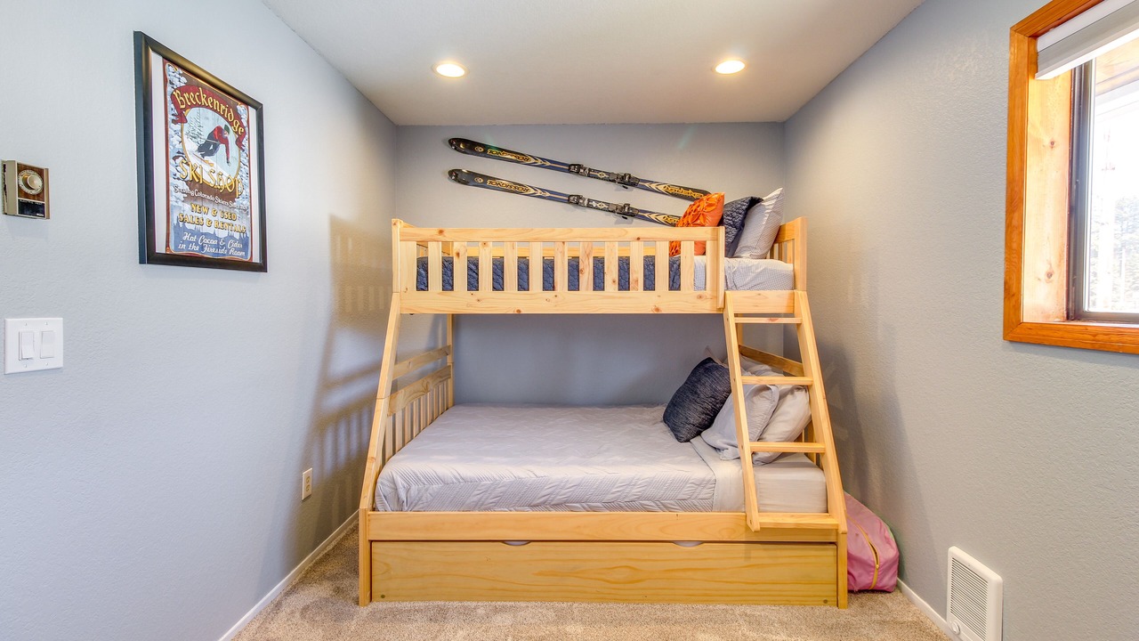 Photo of Bedroom in Pinetop