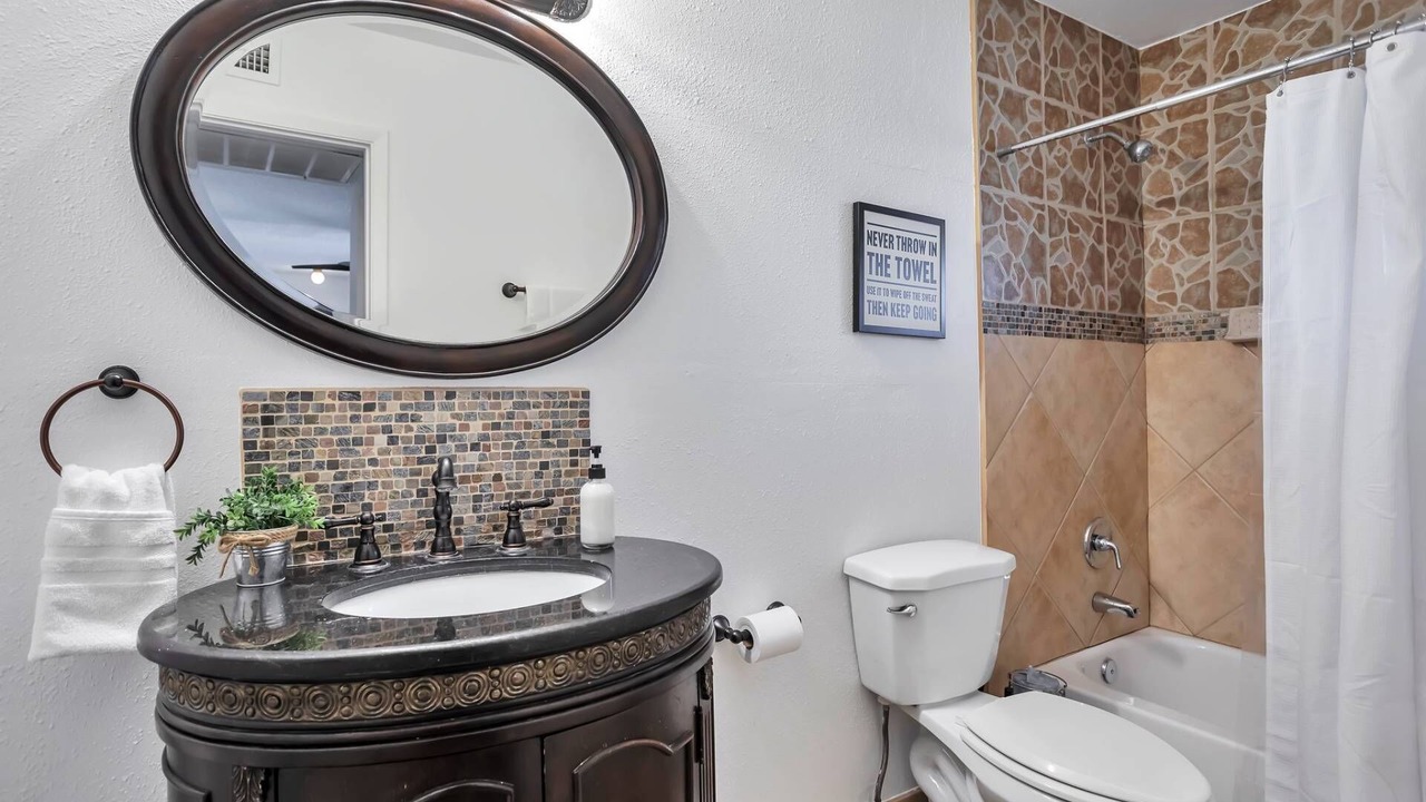 Photo of Bathroom in Bellair