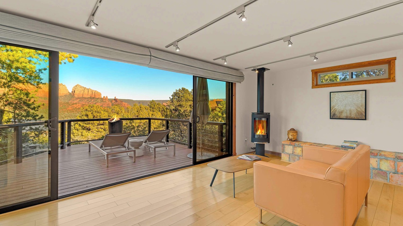 Photo of Livingroom in West Sedona