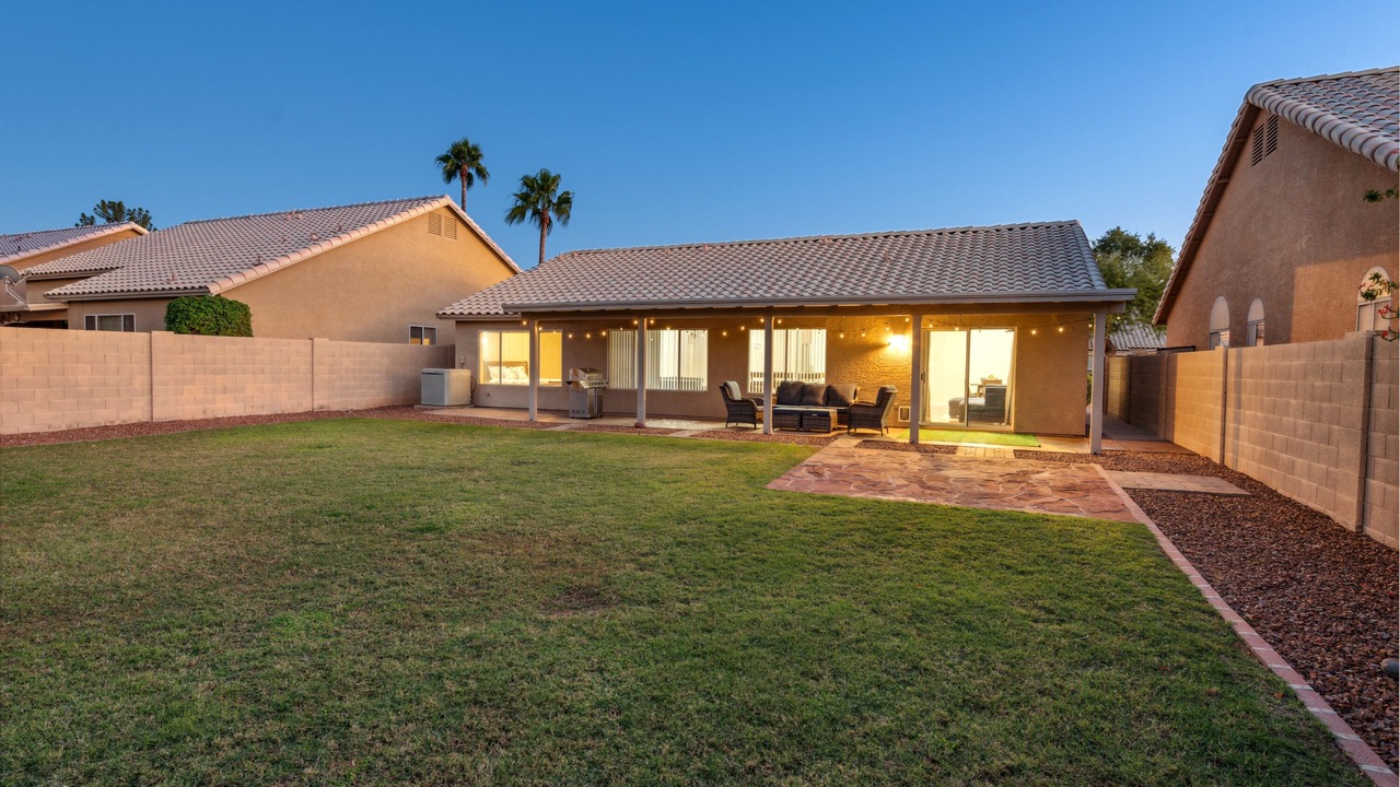 Photo of Outdoor in Paradise Valley Village