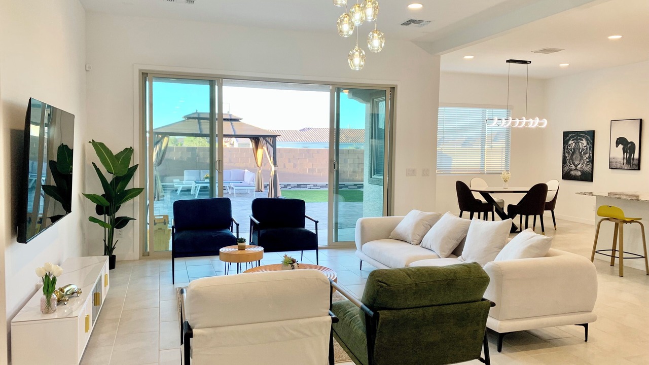 Photo of Livingroom in Maryvale