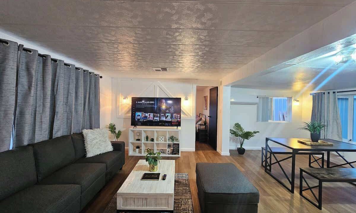 Photo of Livingroom in Meadview