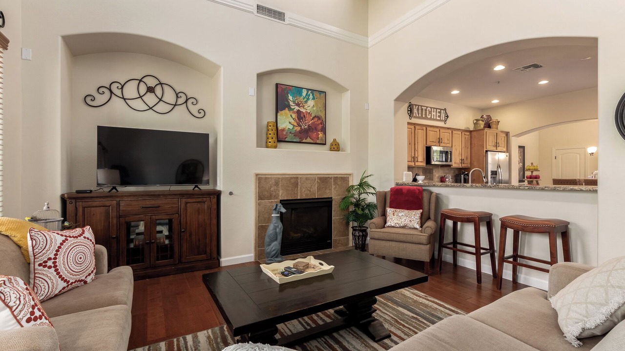 Photo of Livingroom in Talon Retreat