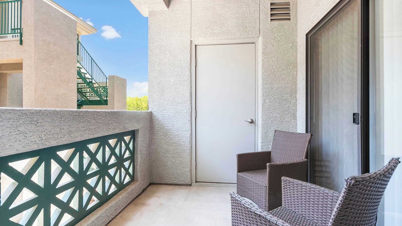 Photo of Patio Balcony in Desert Paradise Estates
