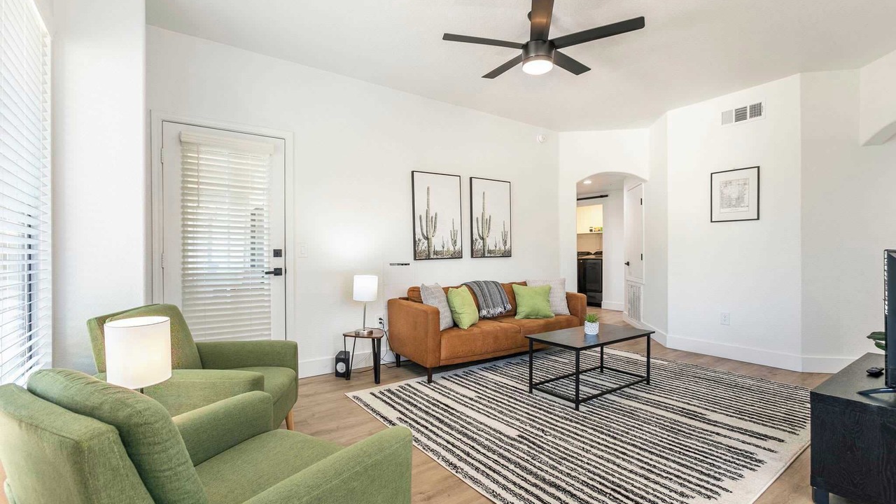 Photo of Livingroom in Desert Paradise Estates