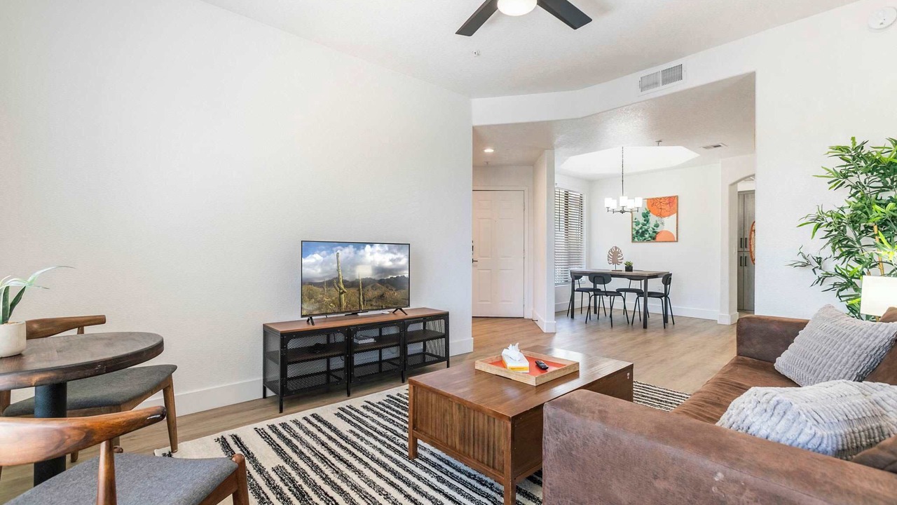 Photo of Livingroom in Desert Paradise Estates