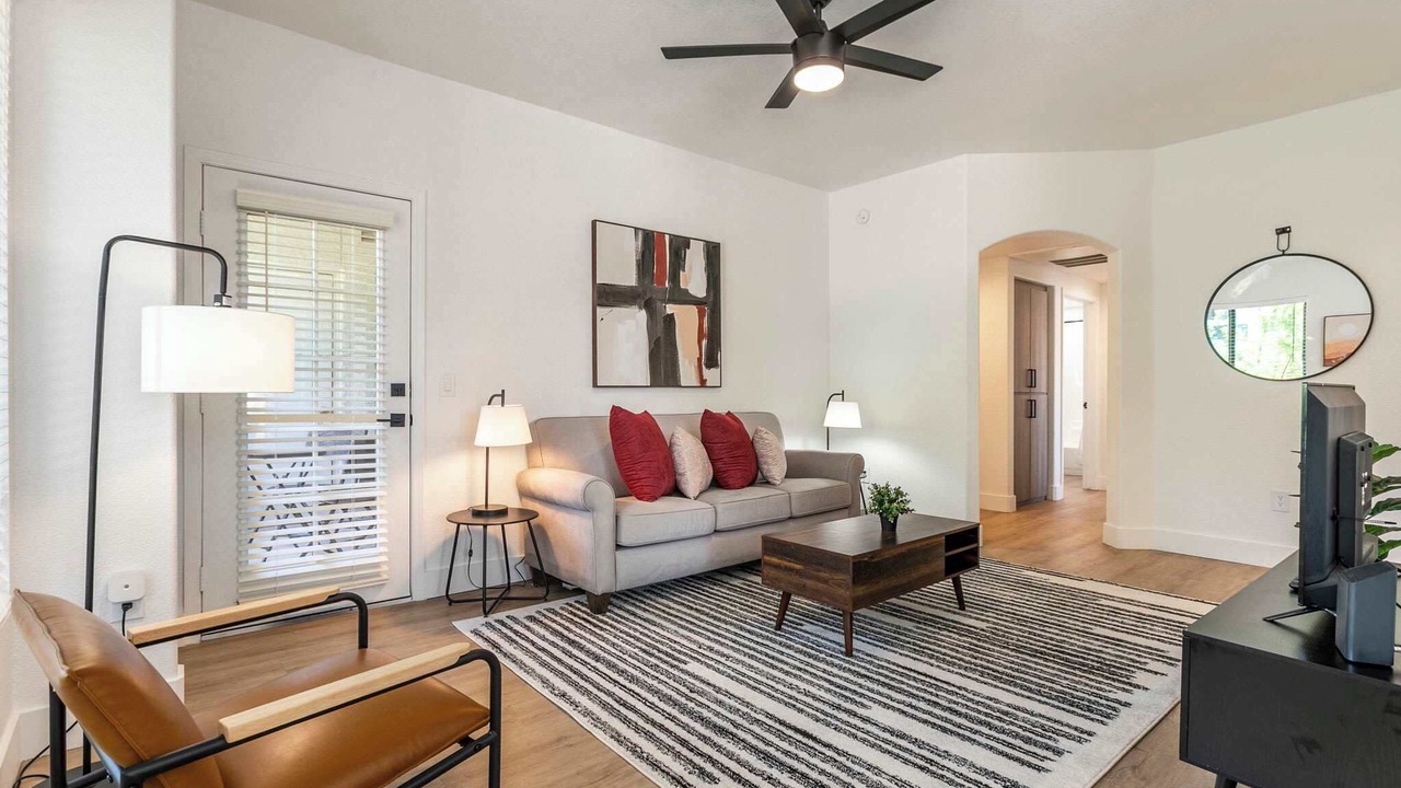 Photo of Livingroom in Desert Paradise Estates