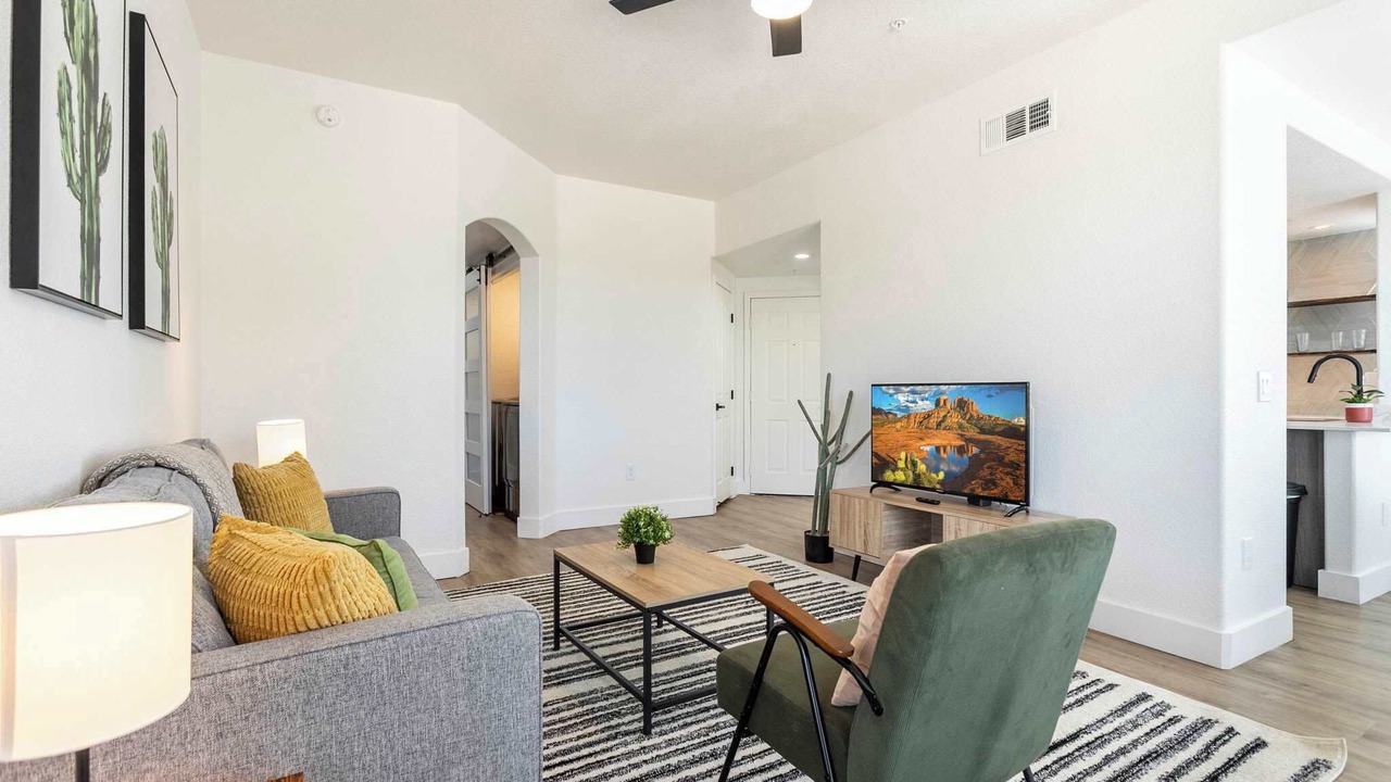 Photo of Livingroom in Desert Paradise Estates