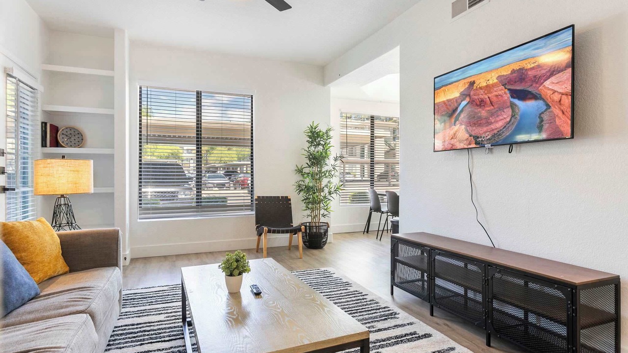 Photo of Livingroom in Desert Paradise Estates