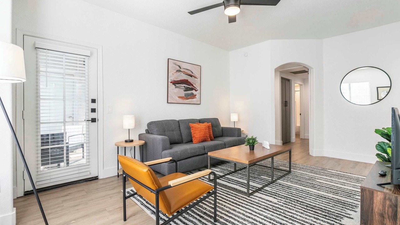 Photo of Livingroom in Desert Paradise Estates