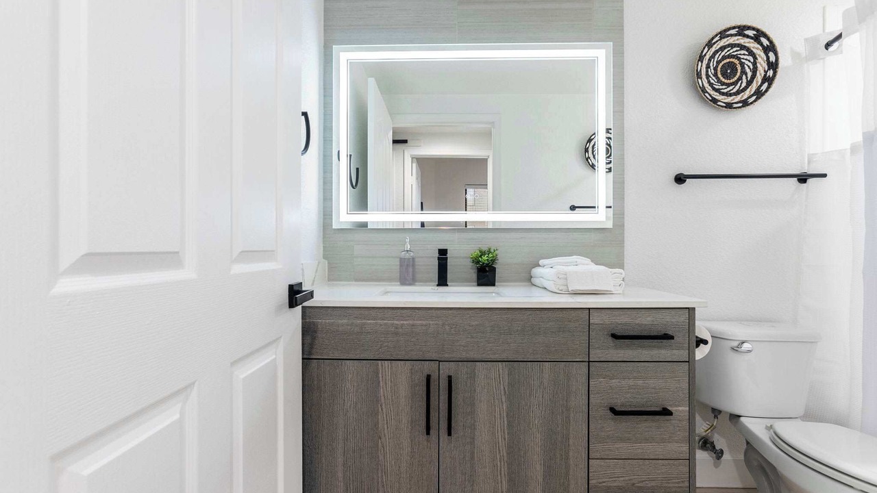 Photo of Bathroom in Desert Paradise Estates