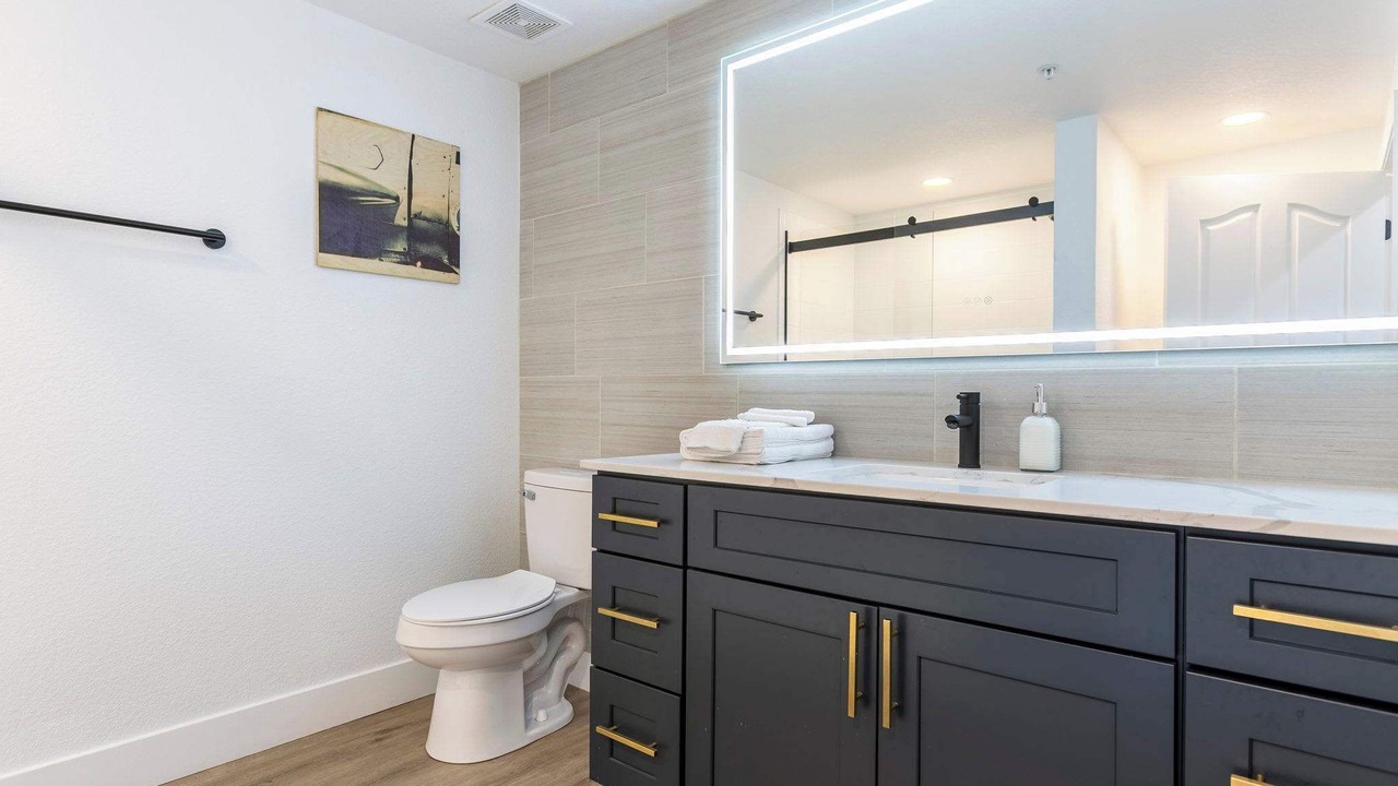 Photo of Bathroom in Desert Paradise Estates