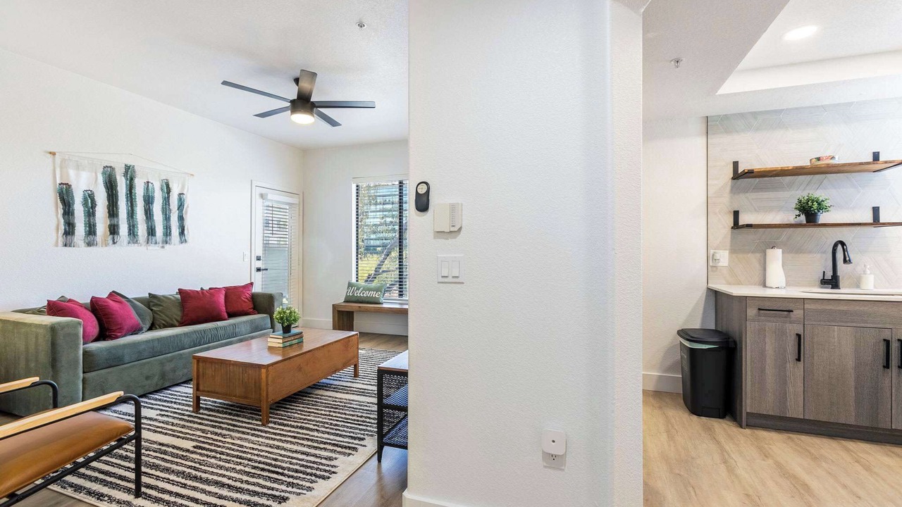 Photo of Livingroom in Desert Paradise Estates