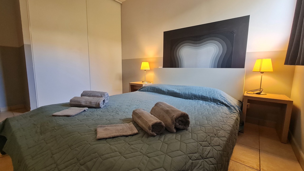 Photo of Bedroom in Serra-di-Ferro