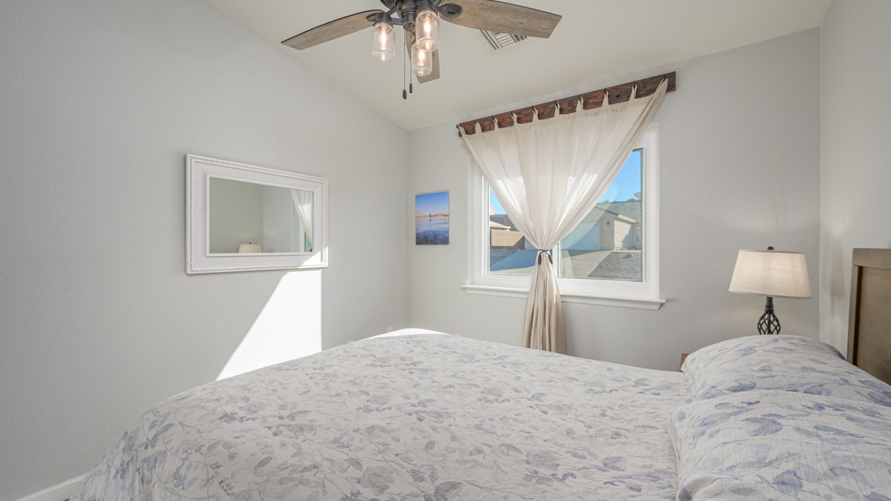 Photo of Bedroom in Sunridge Estates