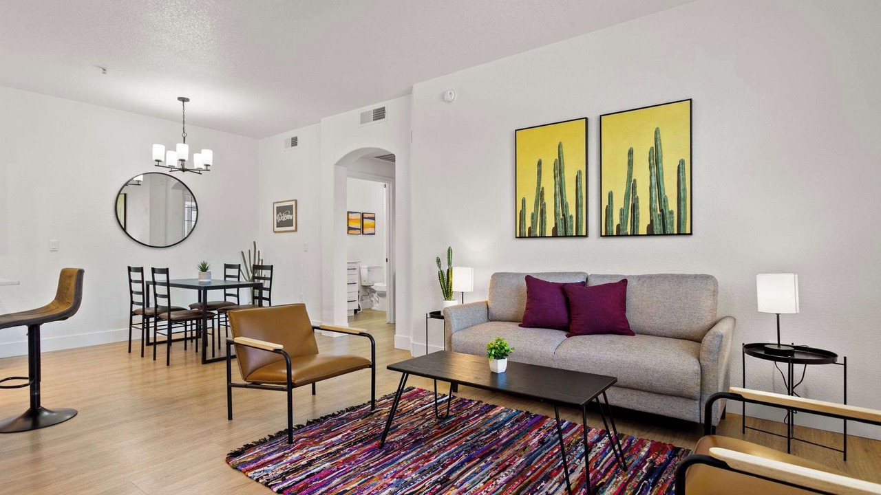 Photo of Livingroom in Glendale Sports and Entertainment District
