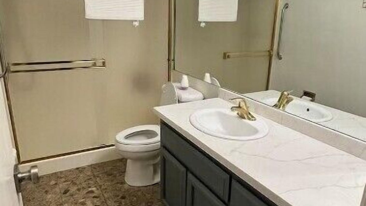 Photo of Bathroom in Lake Biltmore Village