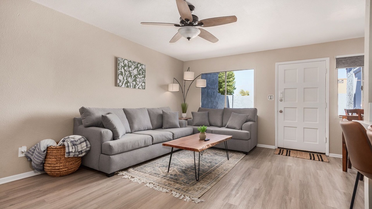 Photo of Livingroom in Glendale