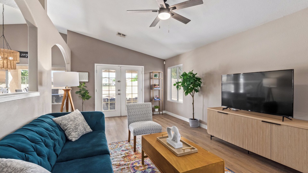 Photo of Livingroom in Arrowhead Ranch