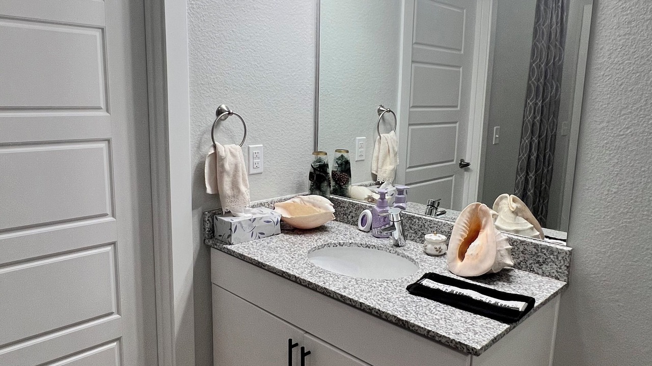 Photo of Bathroom in Glendale