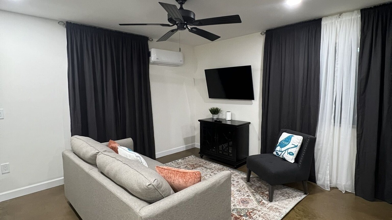 Photo of Livingroom in Oro Valley