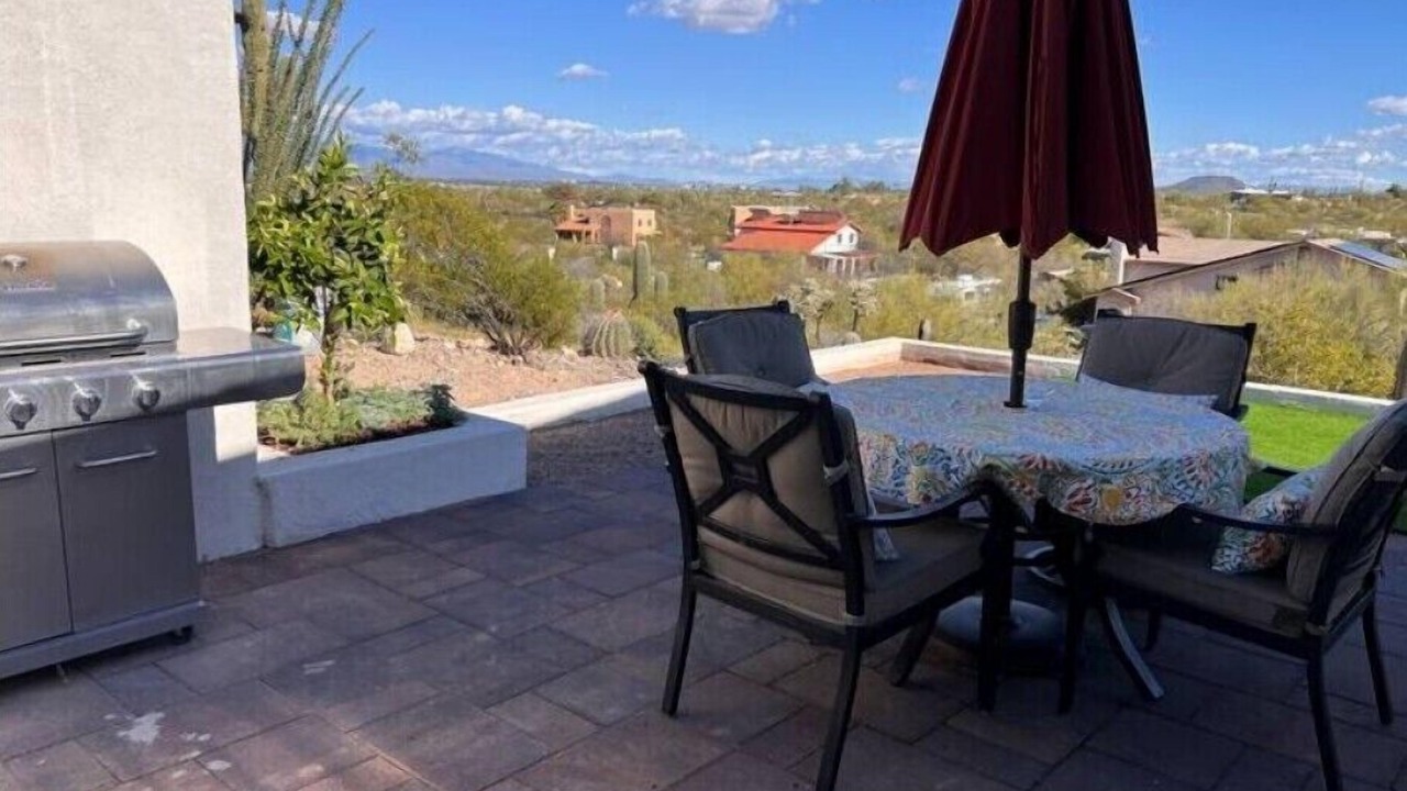 Photo of Outdoor in Del Cerro Estates