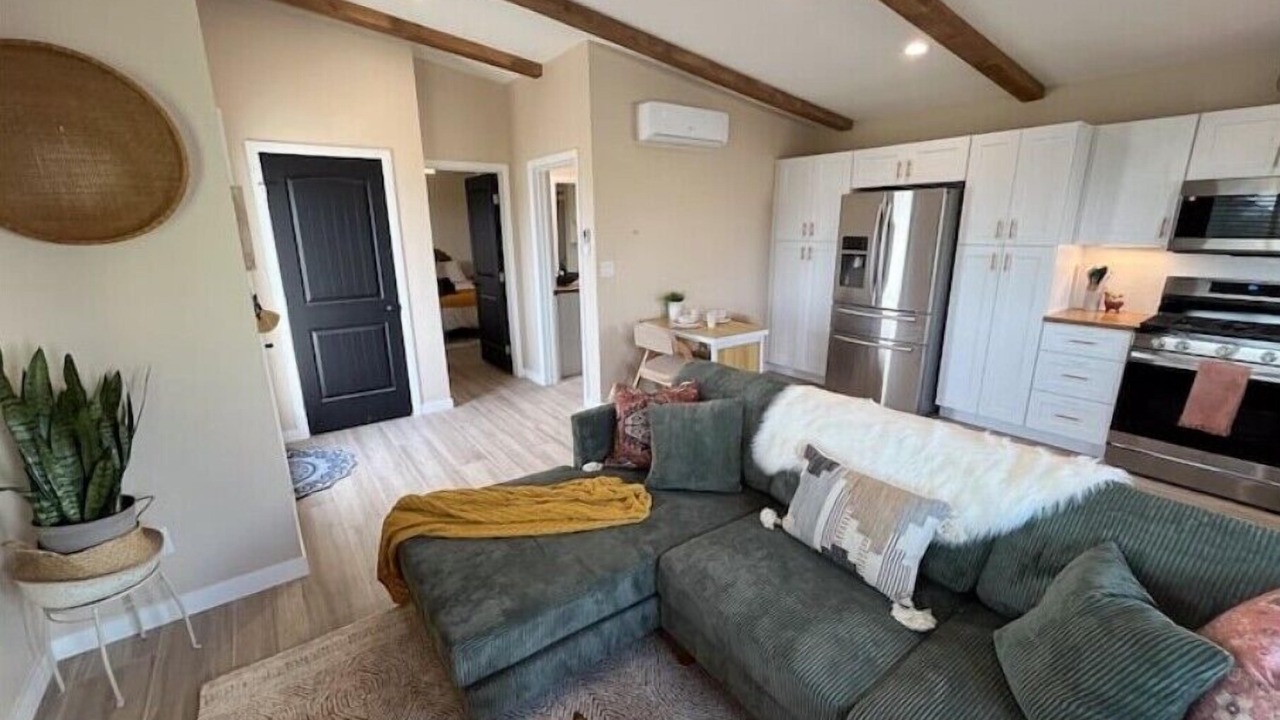 Photo of Livingroom in Del Cerro Estates