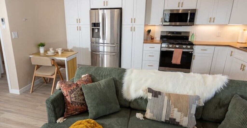 Photo of Livingroom in Del Cerro Estates