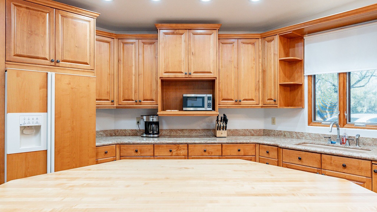 Photo of Kitchen in Suffolk Hills