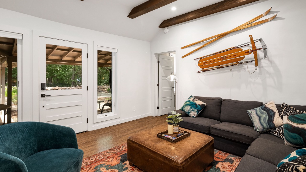 Photo of Livingroom in Southside