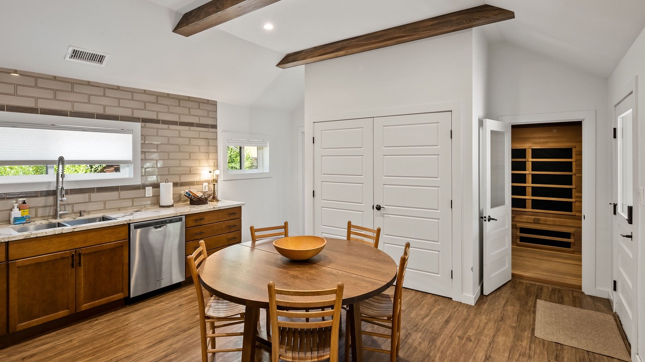 Photo of Kitchen in Southside