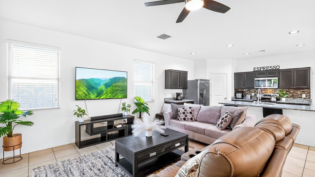 Photo of Livingroom in Maricopa