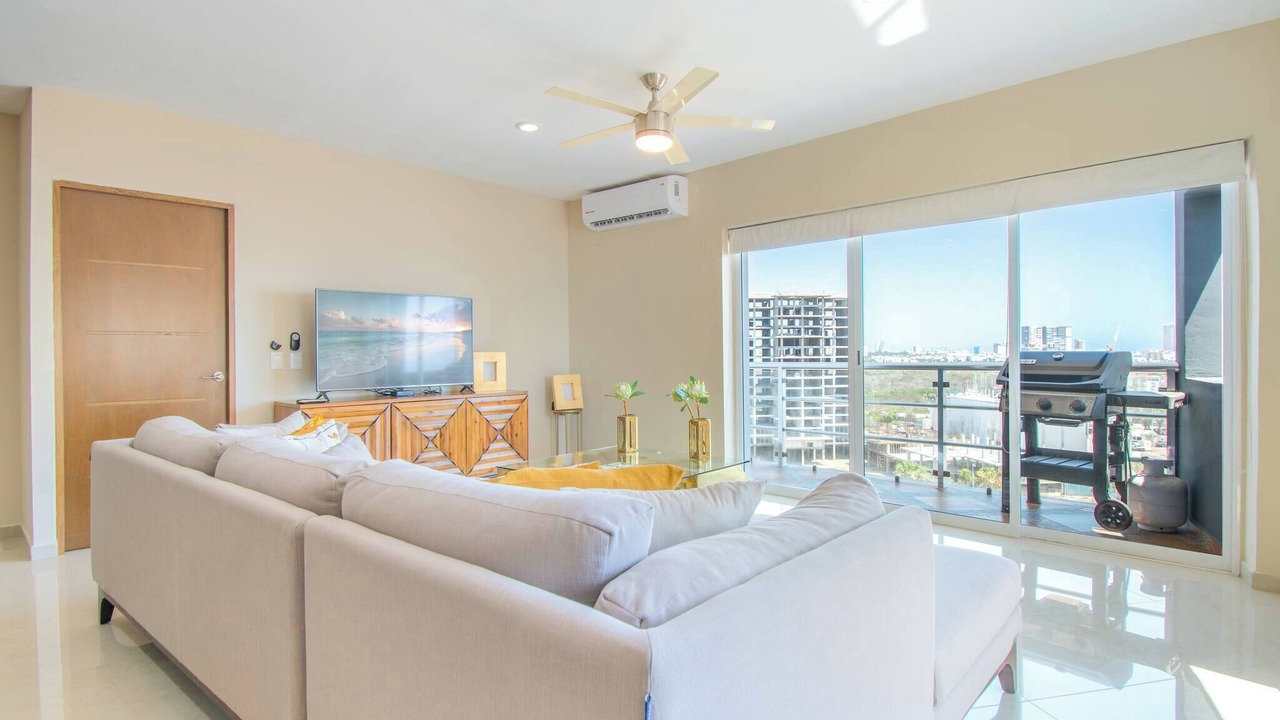 Photo of Livingroom in Marina Mazatlan
